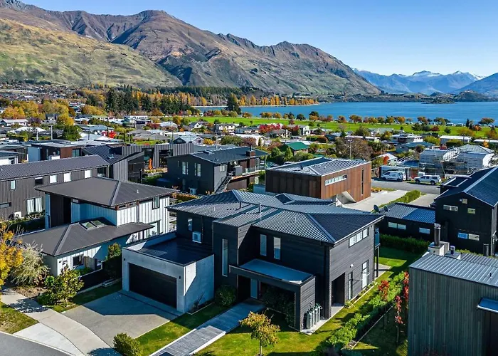 Waimaori Views Entire Ferienhaus